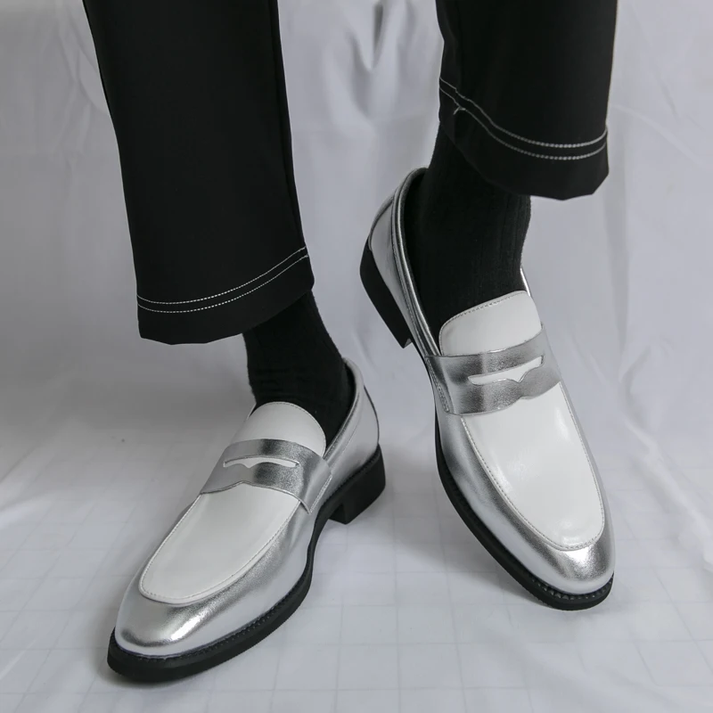 

Fashion New Men's Golden Silver Red Green Slip On Flats Shoes Designer Male Wedding Dress Homecoming Footwear Zapatos Hombre