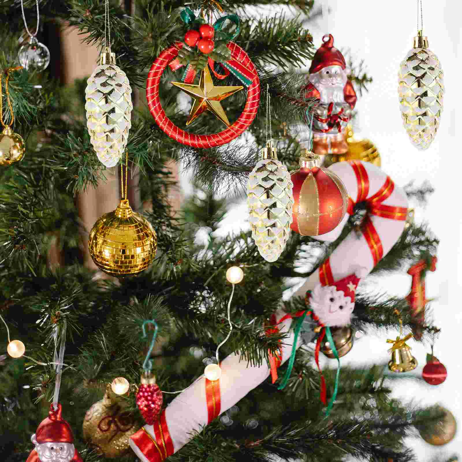 10 ชิ้นตกแต่งคริสต์มาสในร่มพลาสติกทาสี Pine Cone Balls Tree Xmas จี้แขวนเครื่องประดับ Decors เครื่องประดับ Golden