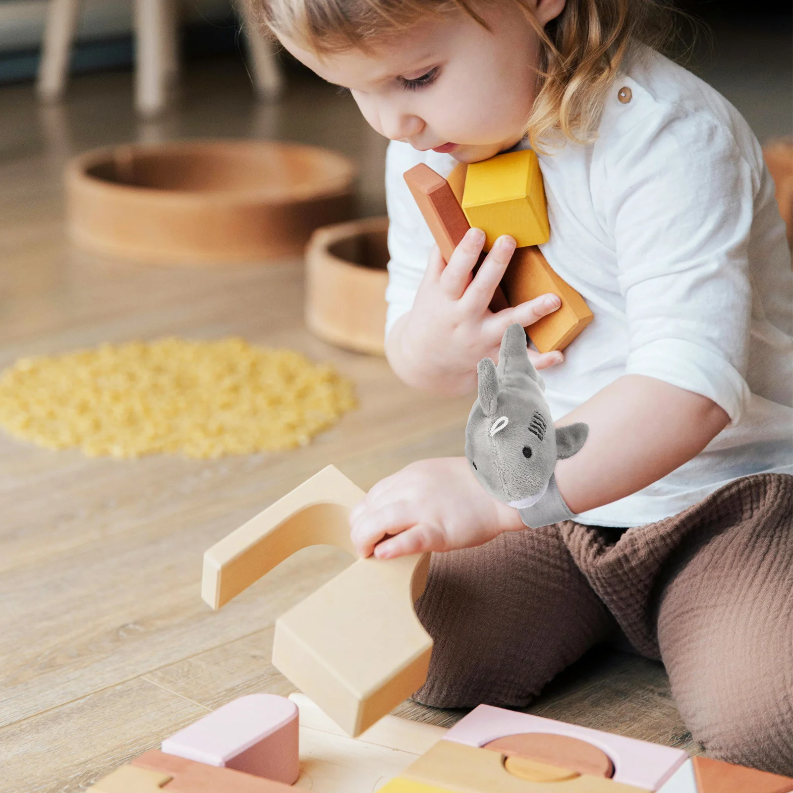 6 шт., браслеты с изображением акулы, браслеты с мягкими животными, мягкие на ощупь детские вечерние сувениры, браслеты с застежкой, браслеты с защелками