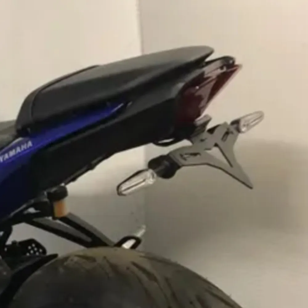 

2024 For Yamaha MT07 FZ07 MT-07 2013-2023 Motorcycle Aluminium License Plate Holder Tail Tidy LED Light Fender Eliminator Kit
