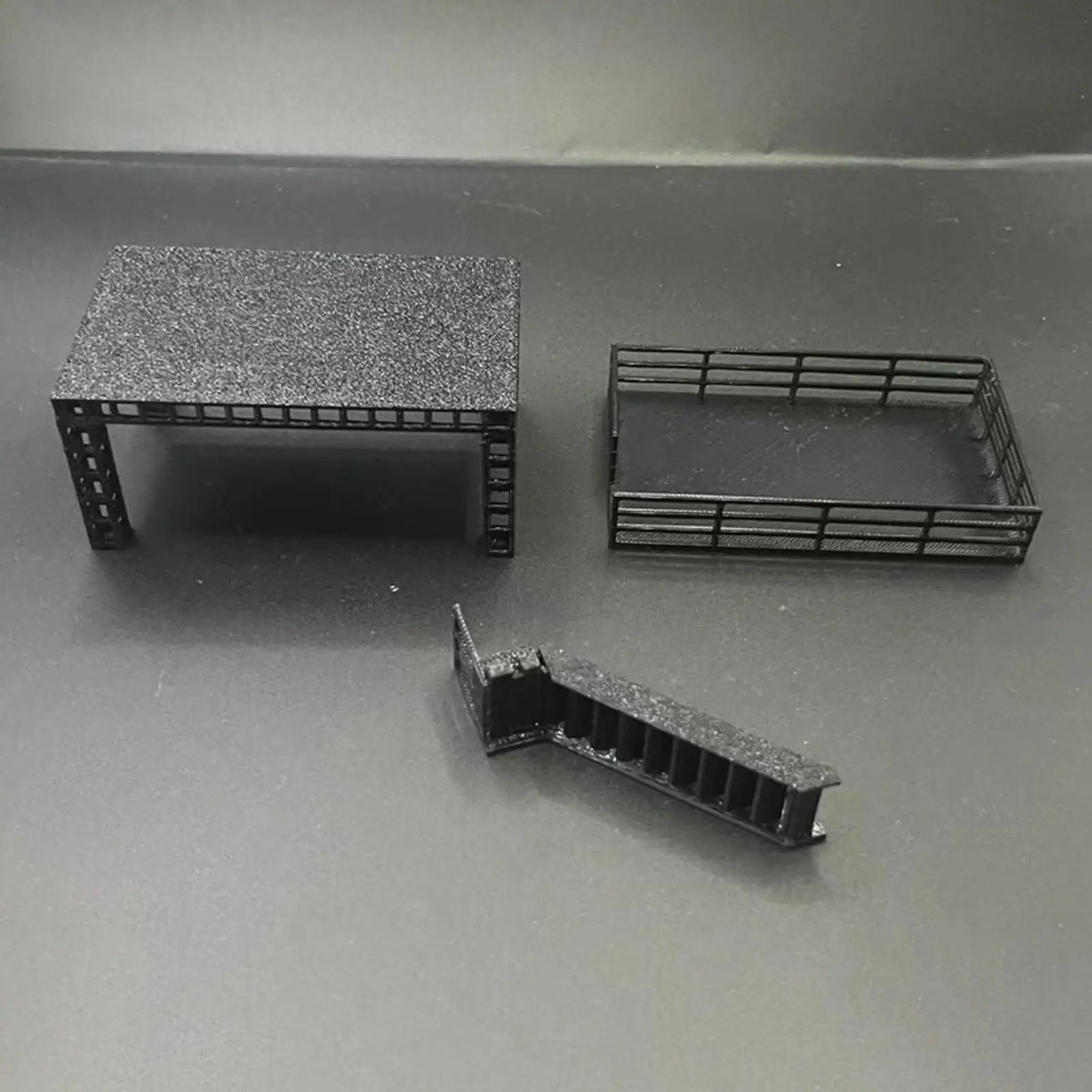 

Steel Frame Exhibition Stand Crafts 1/64 Scale Diorama Garage Gift