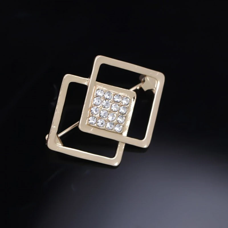 Trendy Crystal Square Brooch Pin Luxury Vintage Rhinestone Brooches Badges Women  Retro Fixed Coat Clothing Pins Jewelry Gift