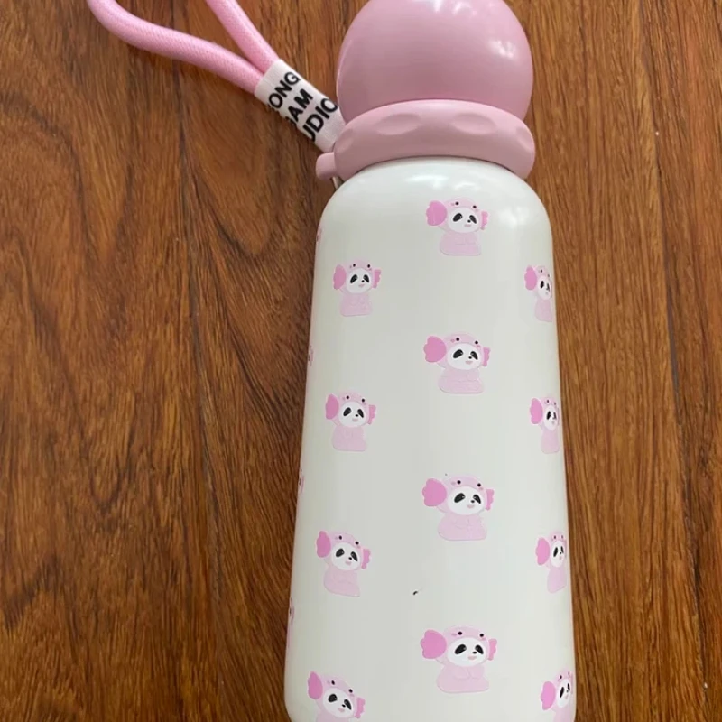 

Chengdu Giant Panda Base Insulated Cup 316 Stainless Steel Water Cup Fashion Cultural And Creative Souvenir With Hand Gift