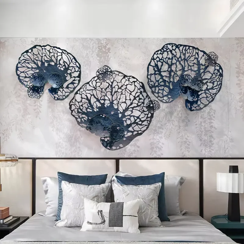 Luxury Golden Thread Lotus Metal Wall Art Hanging Classical Texture Design for Hotel Villa Home Decoration Elegant Interior