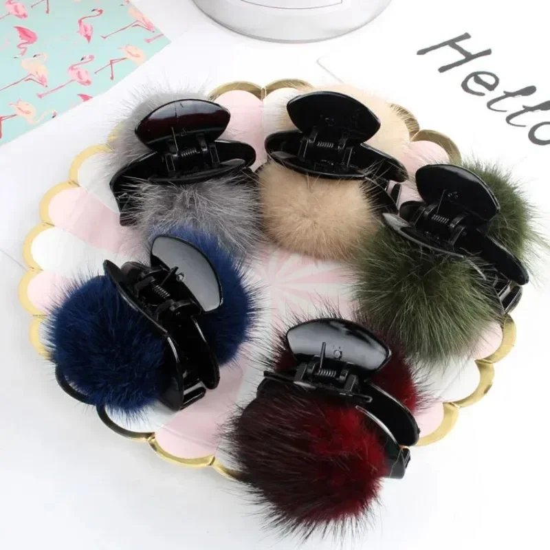 Korean New Cute Hair Claws Mink Faux Fur Plush Hair Claw Hairpin Head Pom Pom Clips Fashion Jewelry Women Girls Hair Accessories