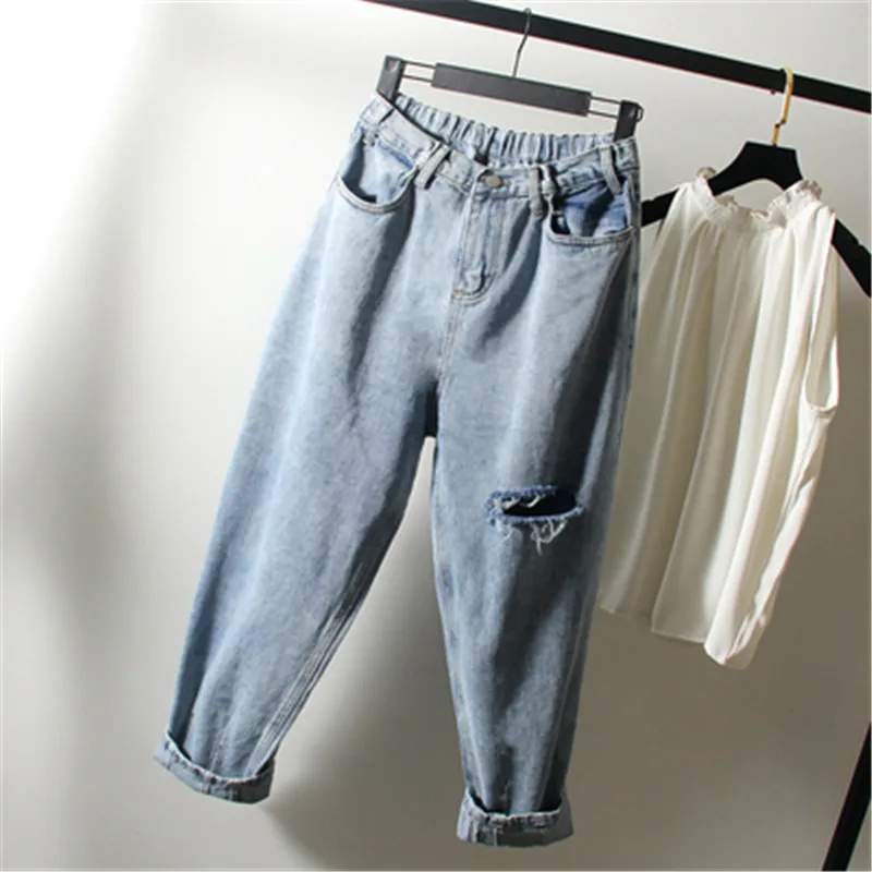 Women's ripped jeans 2022 spring and autumn new fat sister 200 jin loose all-match nine-point pants women A1058