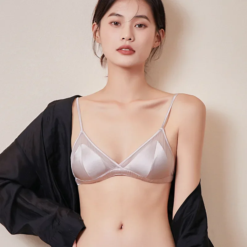 

Women's Fashion and Sexy New Style Detachable Breathable Natural Mulberry Silk Underwear Set Sexy French Triangle Cup Underwear