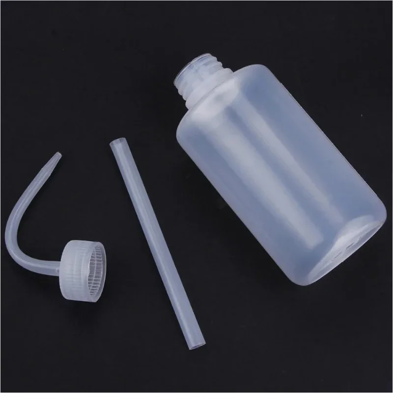 

250ml/500ml Tattoo Bottle Diffuser Squeeze Bottle Microblading Supplies Convenient Wash Lab Non-Spray Cups Tattoo Tool 1pcs