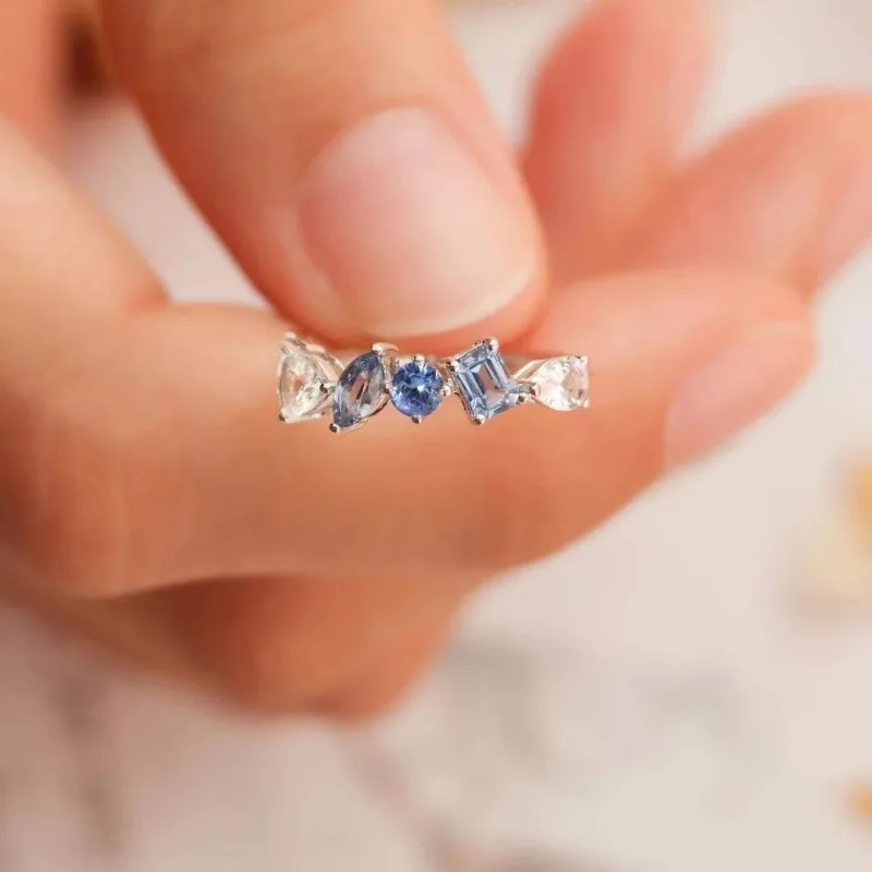 Light Luxury Gradient  Sea Blue Crystal Irregular Rings for Women New in Ideas High Quality Simple Wind Droplet Silver Jewelry