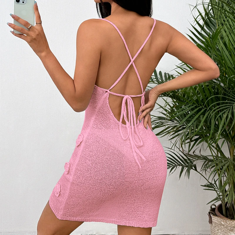 Costume da bagno senza maniche lavorato a maglia stile sexy copricostume fatto a mano all'uncinetto con fiori da donna per le vacanze al mare, abito sottoveste scavato