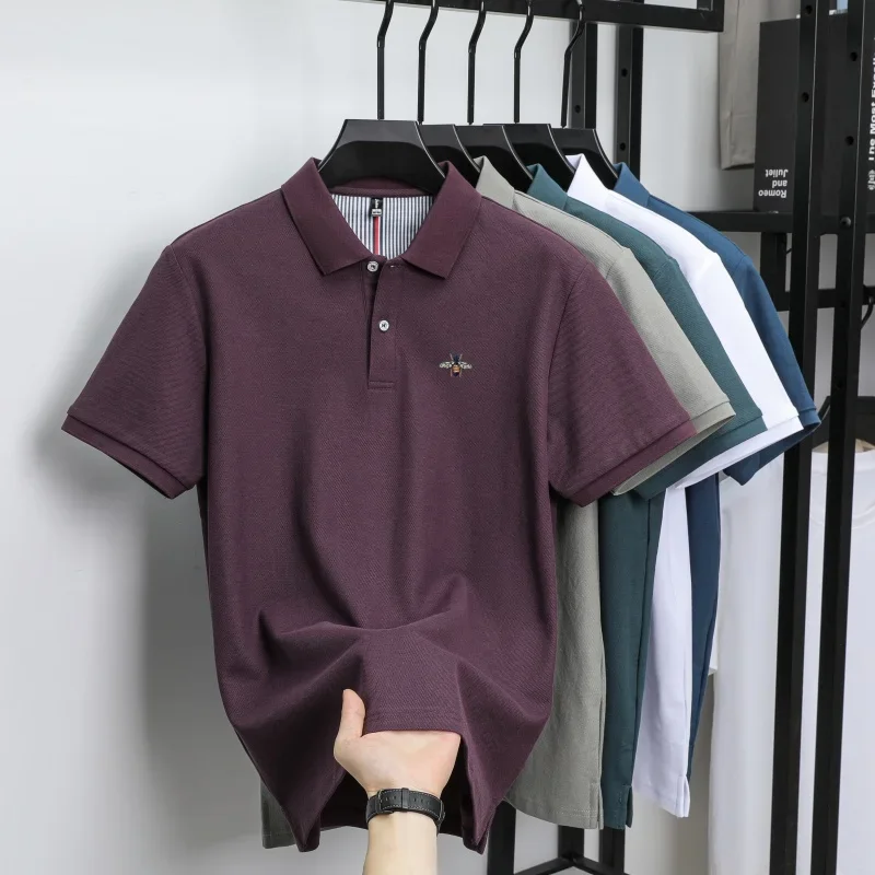 100 % Baumwolle, luxuriöses Herren-Polohemd, modisches Sommer-T-Shirt, ein Verkaufsschlager, exquisit mit Bienenstickerei versehen, atmungsaktiv, kurzärmelig. – Detail 14
