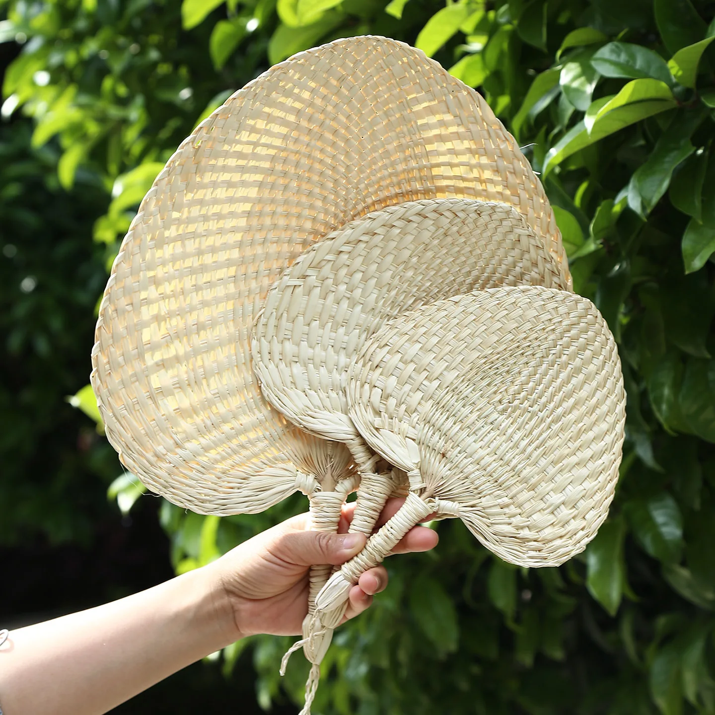 

SZ Summer Pudong Fan Straw Hand-cranked Palm Embroidered Logo Barbana Hand-woven Vintage Sunflower Jigong Fan