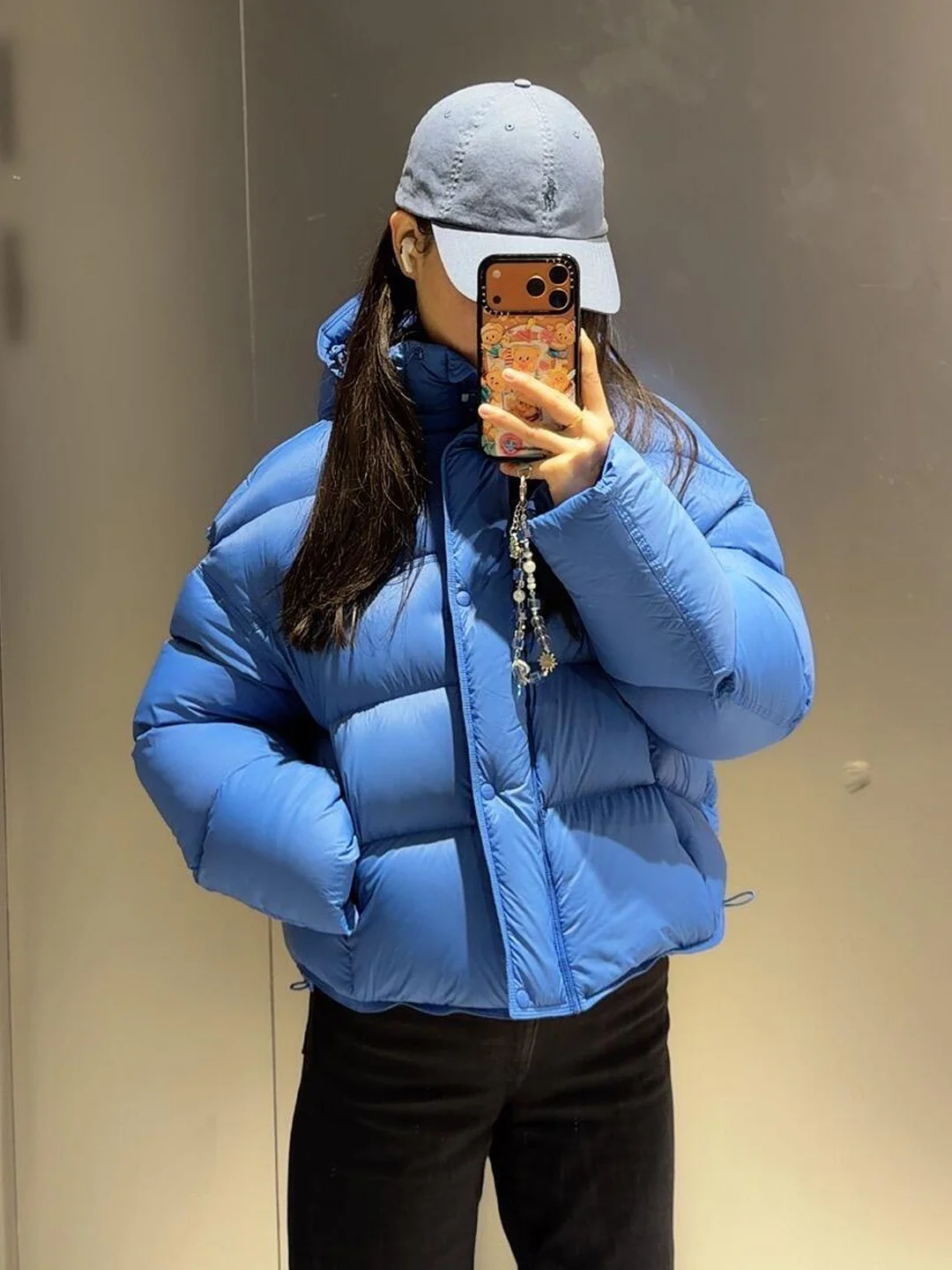 

Зимняя утепленная синяя короткая хлопковая куртка 2025 года для женщин: свободная, с капюшоном, повседневная верхняя одежда, модная, на молнии, с длинными рукавами