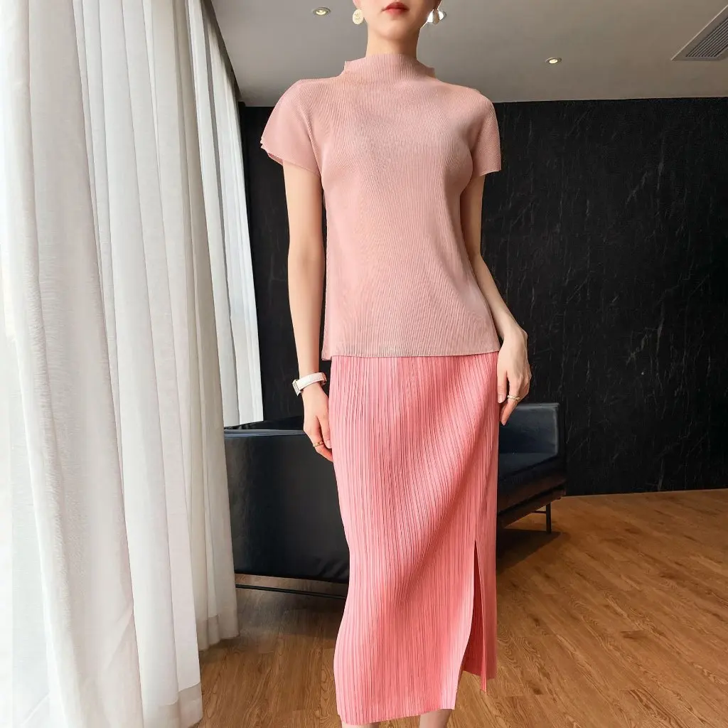 

Classy Pleated Elegant Slim Fit Casual Fashion T-Shirt European Style Half Turtleneck Work Clothing for Women Trendy