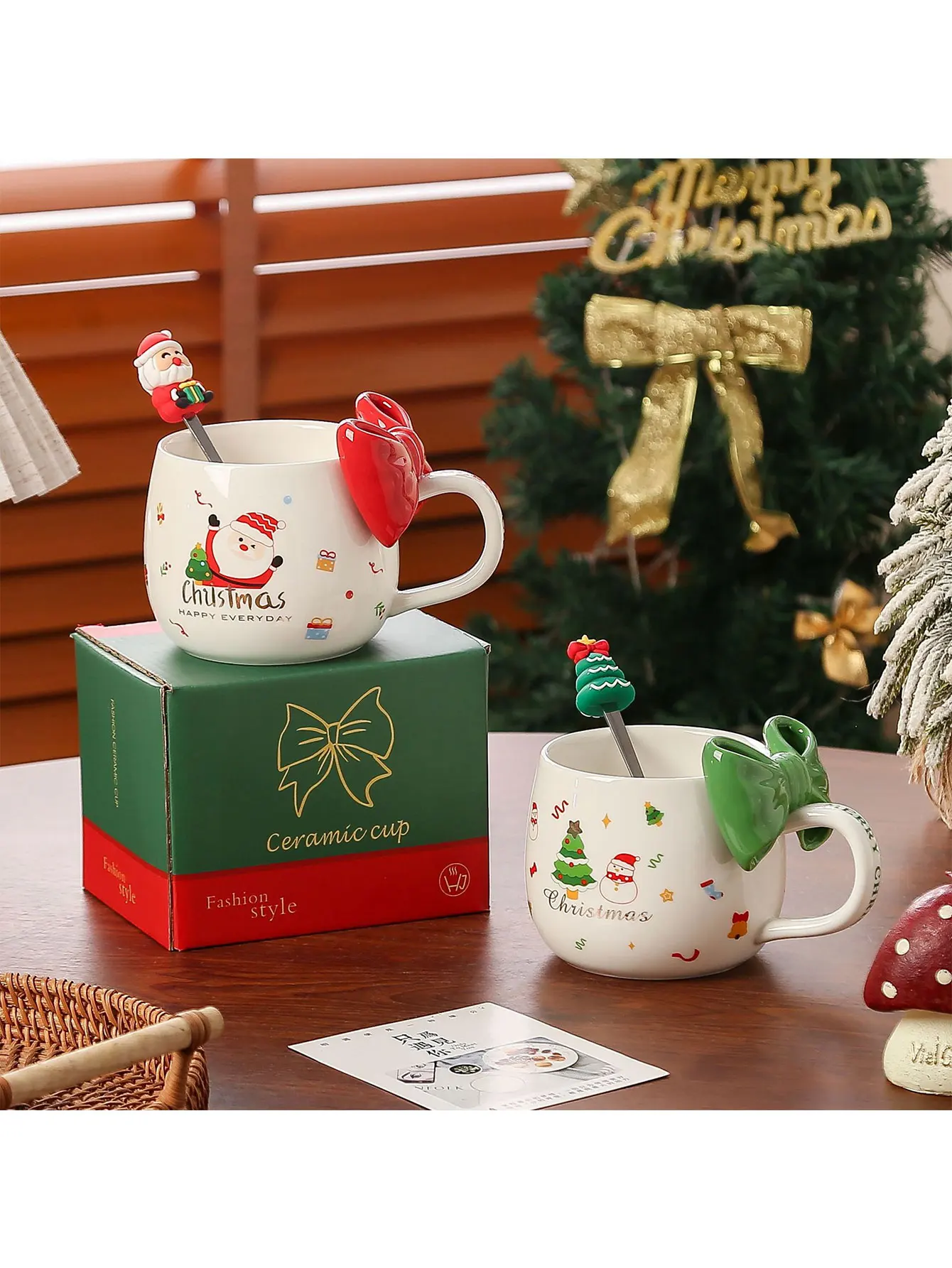 1 szt. Świąteczny Kubek z Kokardą Wielokrotnego Użytku, Nadający Się do Prania Kubek na Kawę, Mleko, Idealny na Prezent na Boże Narodzenie, Nowy Rok, Święta, Urodziny, Imprezę