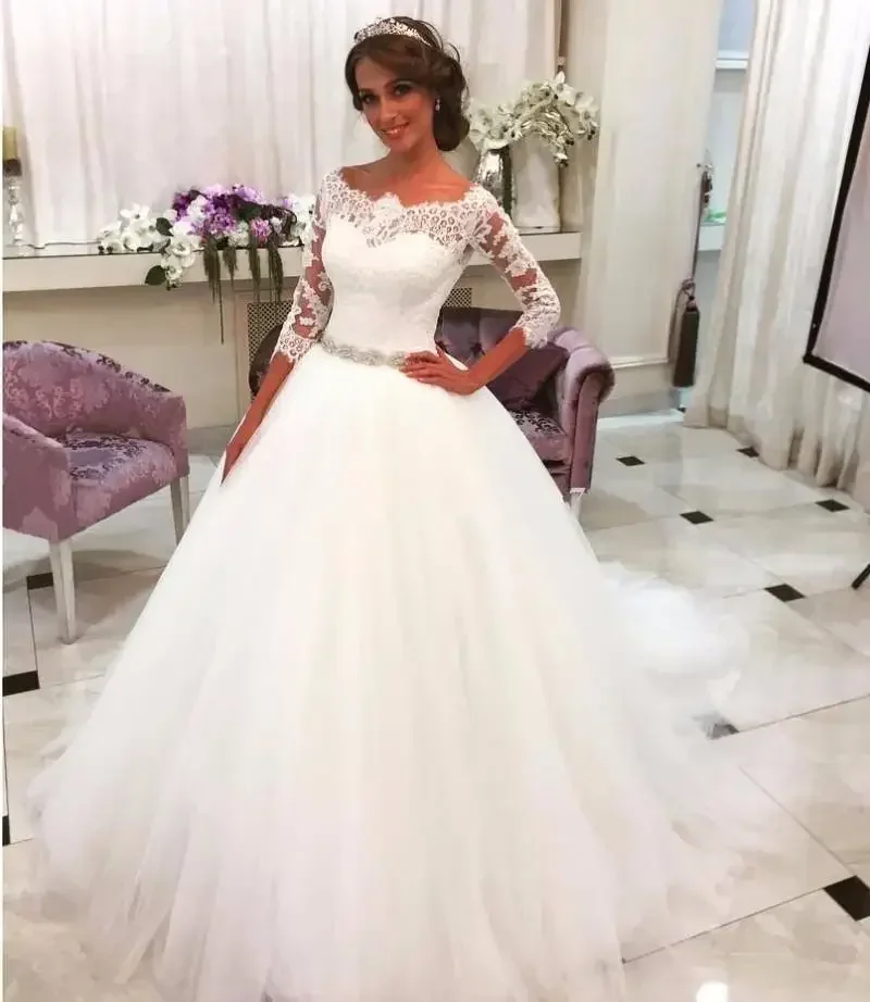 Customized Charming Off The Shoulder Ballgown Lace Appliques Bridal Dress Vestido De Noiva 3/4 Sleeves Bridal Gowns With Butt