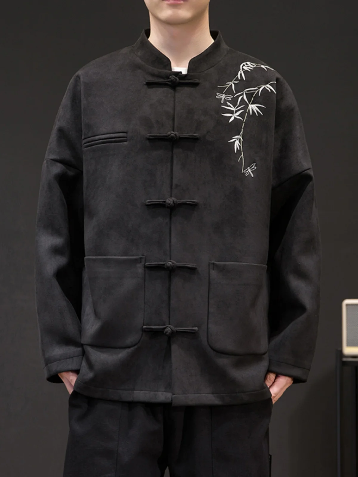 

Men's Autumn Winter Wind Tang Coat Deer Skin Velvet Jaet Large Size Embroidery Ancient Sle Button Hanfu Top Youth ular...