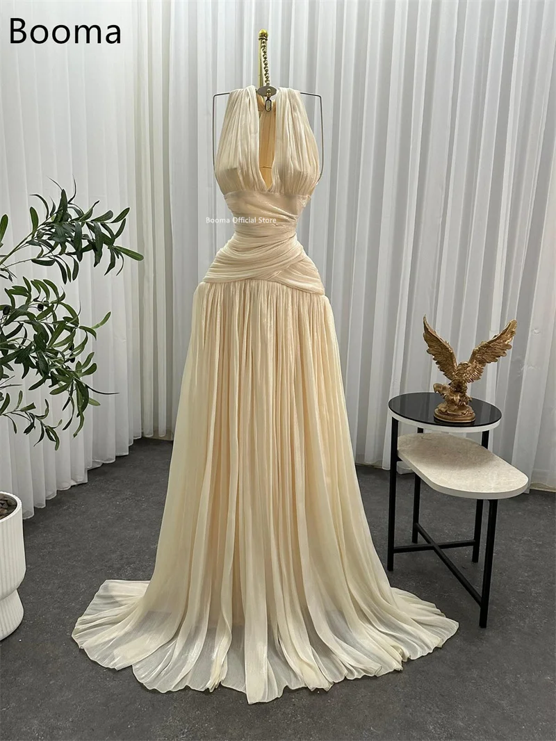 Booma a-line مطوي على شكل حرف v لامعة للنساء للحفلات الراقصة فساتين رسمية للنساء بدون أكمام فستان سهرة أنيق مخصص 2025