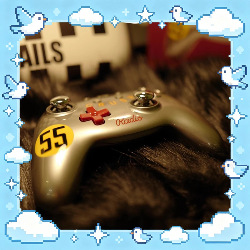 

Беспроводные Bluetooth-геймпады PB TAILS CRUSH Porcelain White, совместимые с Nintendo Switch 1/2 поколения и Steam-контроллерами.