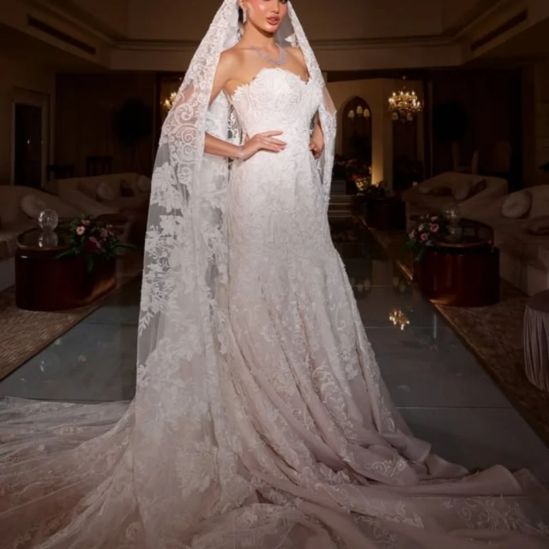 Robes de mariée avec des Appliques blanches ivoire, décalcomanies en cristal scintillant, jupe bouffante, longue queue de poisson, robe de mariée