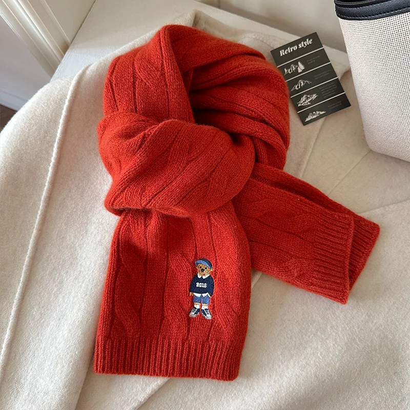 Twist classic! Merino wool retro British pure wool scarf embroidery new winter couple high sense