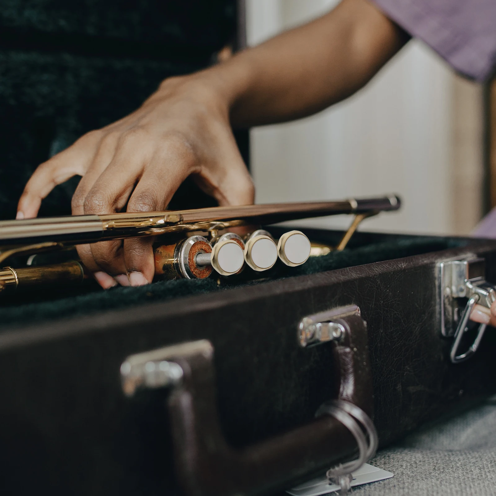 

Trumpet Button Buckle Copper Piston Snap Press Cover For Trumpet Instrument Musical Instrument Accessories Horn Key Cap