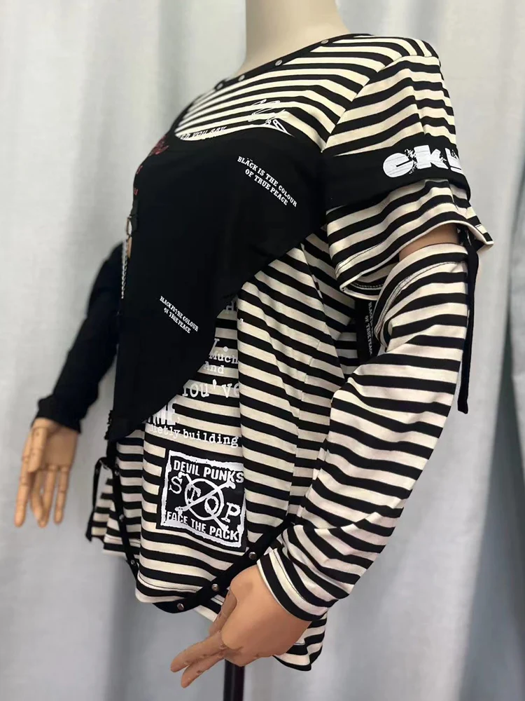 2025 giapponese y2k a maniche lunghe con catena di rivetti Top Kill Matt Rock Punk Abbigliamento da uomo T-shirt a righe con teschio Rivetti visivi