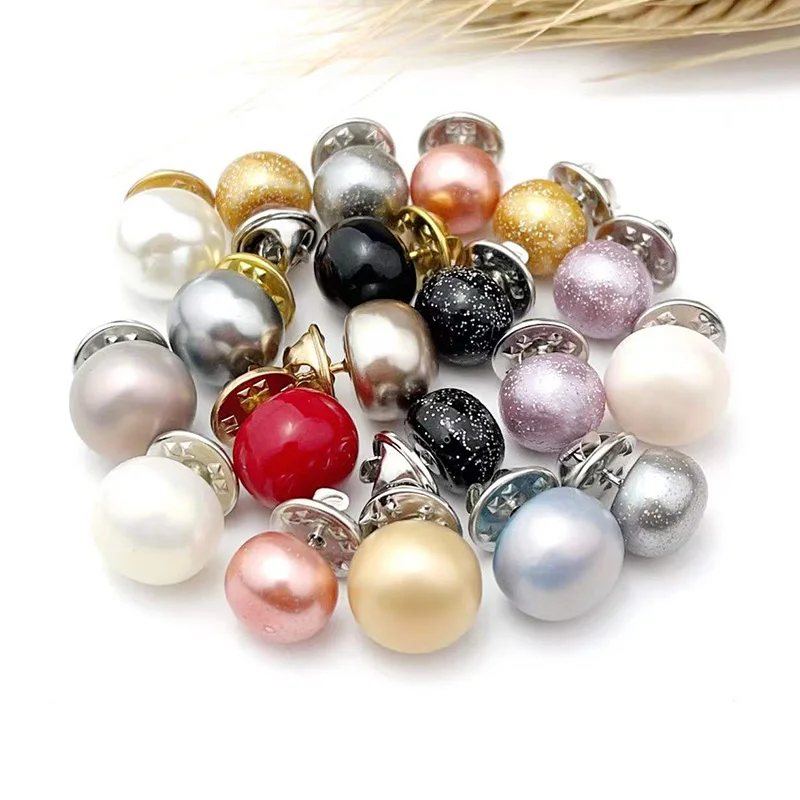 Summer Style Simple Imitation Pearl Brooch Series Women\'s Anti-Lapsing Pins T Shirt Cardigan Buckle Accessories Discover