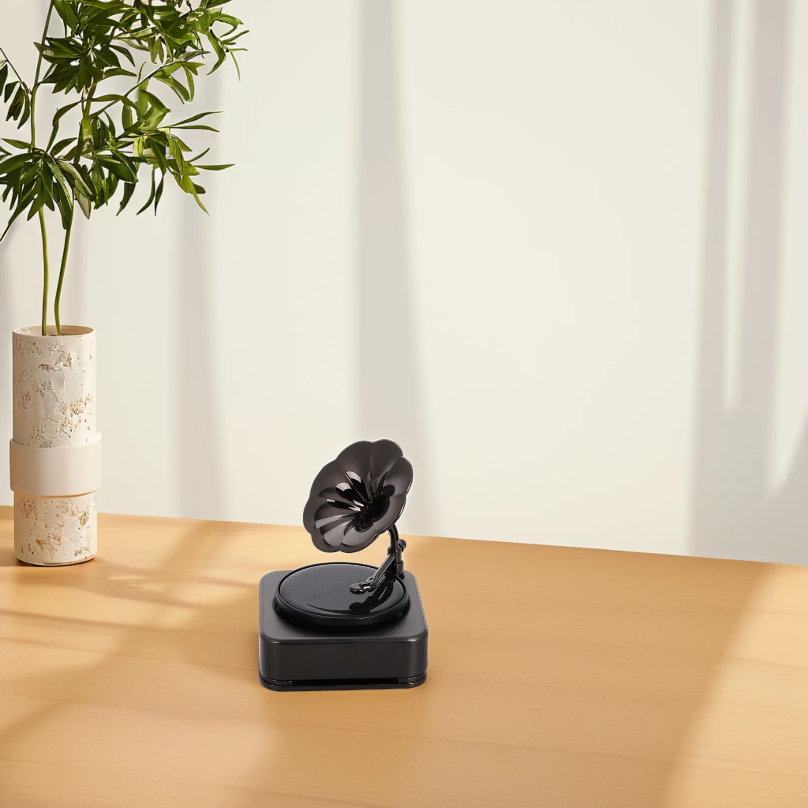 

Elegant Solar Powered Car Aromatherapy Diffuser Fragrance Freshener Rotating Ornament Decorative Interior Accessory Scent Solid