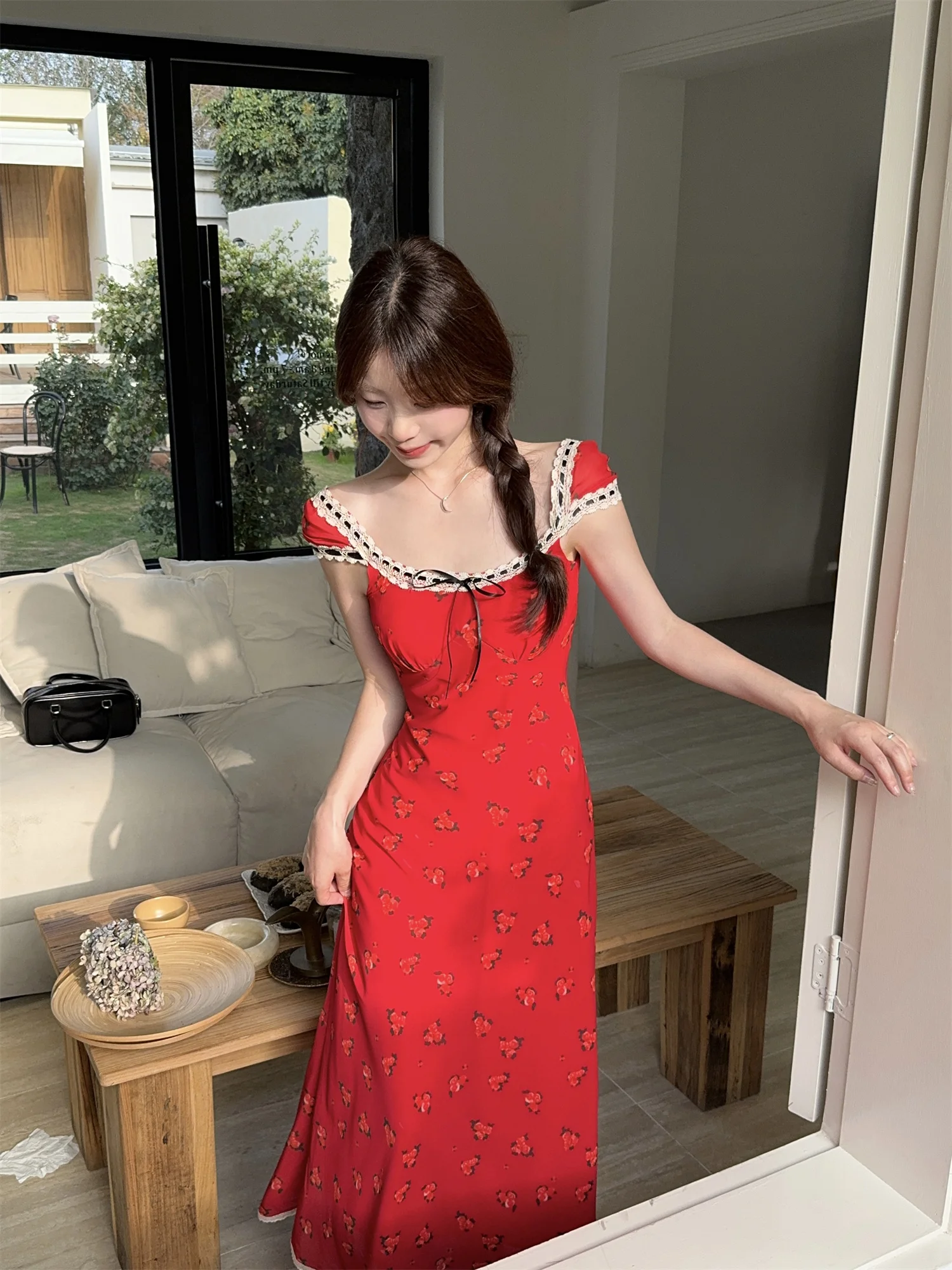 

Kumikumi Red Floral Short Sleeve Lace A-Line Dress Women's Summer Waist Cinched Dress Girls' Fashion Casual Dresses
