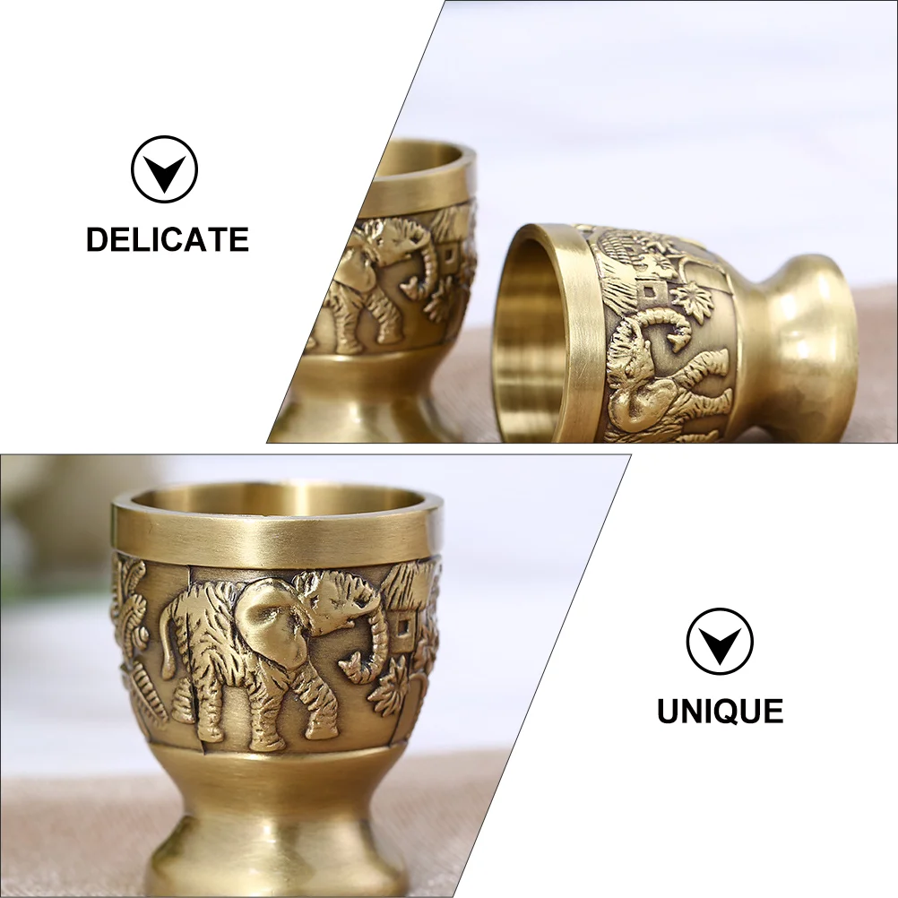 Retro Bronze Wine Goblet Engraving Wine Cup Delicate Appearance Whiskey Shot Glass Vintage naments Cup Bartender Tools Drinkware