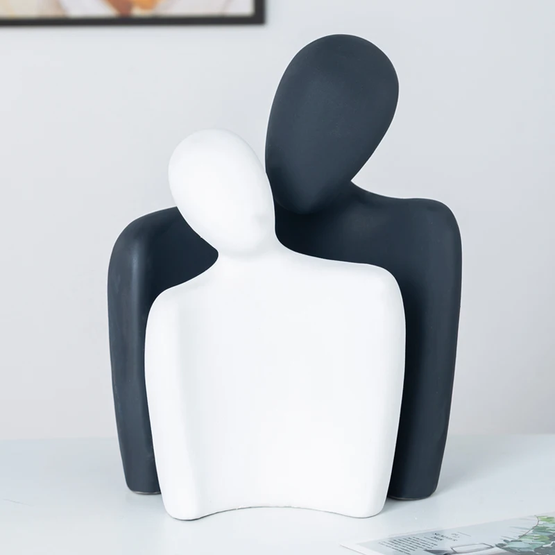 Nordic Abstract Hug Couple Figure Sculpture Ceramic Art Bust Portrait Bookcase Ornament Black and White Statue Home Decor