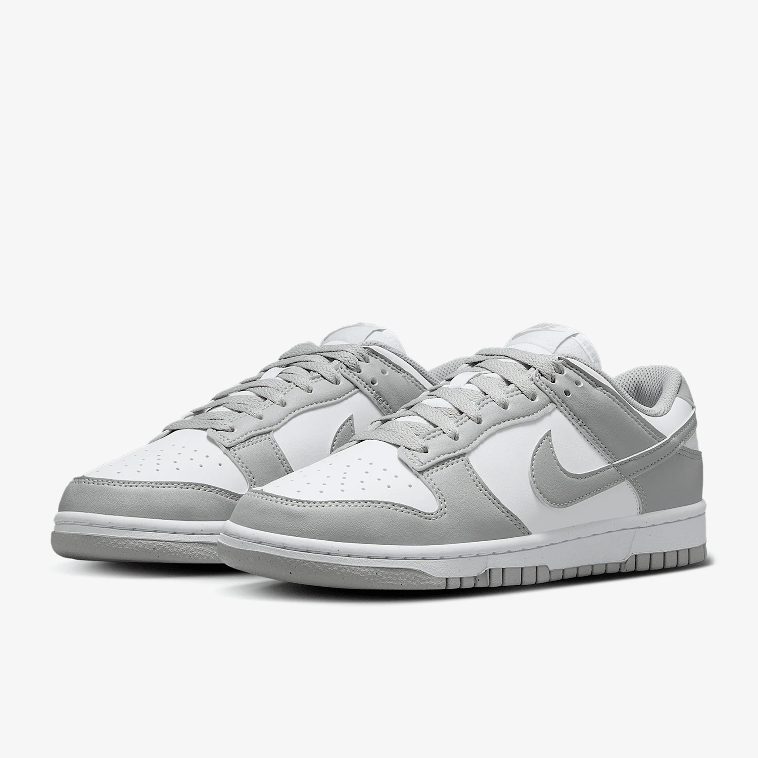 Nike Authentic New Women's Low-Top Retro Lace-Up Sports Wear-Resistant Sneakers DD1873-113