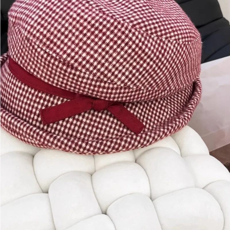 عالية الجودة الرجعية اليابانية المتناقضة اللون منقوشة مجعد دلو القبعات النساء الخريف الشتاء الدافئة حماية الأذن قبعة علوية أنيقة