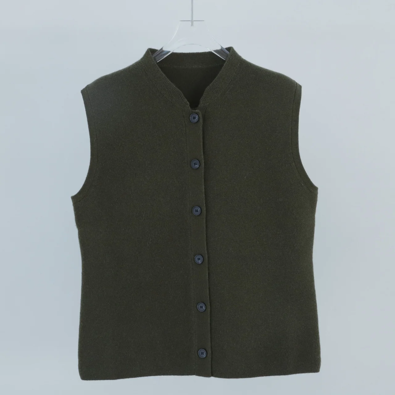 Women’s New-Arrival Knitted Vest – Sleeveless, Vintage-Style Business Top (2026)