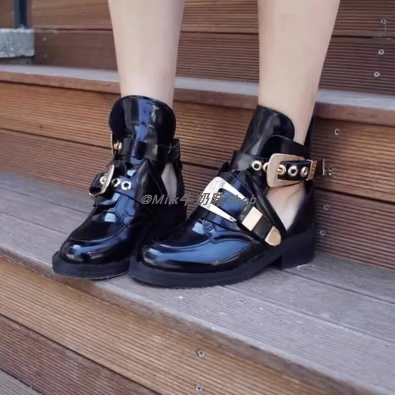 Brand Designer Women Hollow Out Ankle Boots Metal Buckle Cow Genuine Leather Shoes High Top Block Heels Casual Motorcycle Boots