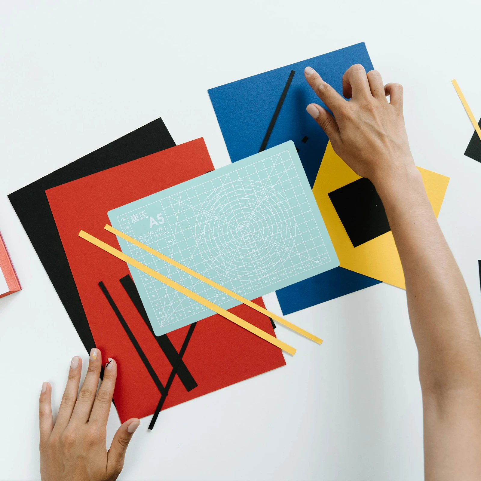 

A5 22x15cm 3mm Thick Engraving Mat Double sided Cutting Board for Crafts Sewing Projects PVC Plate Protect Work Surface