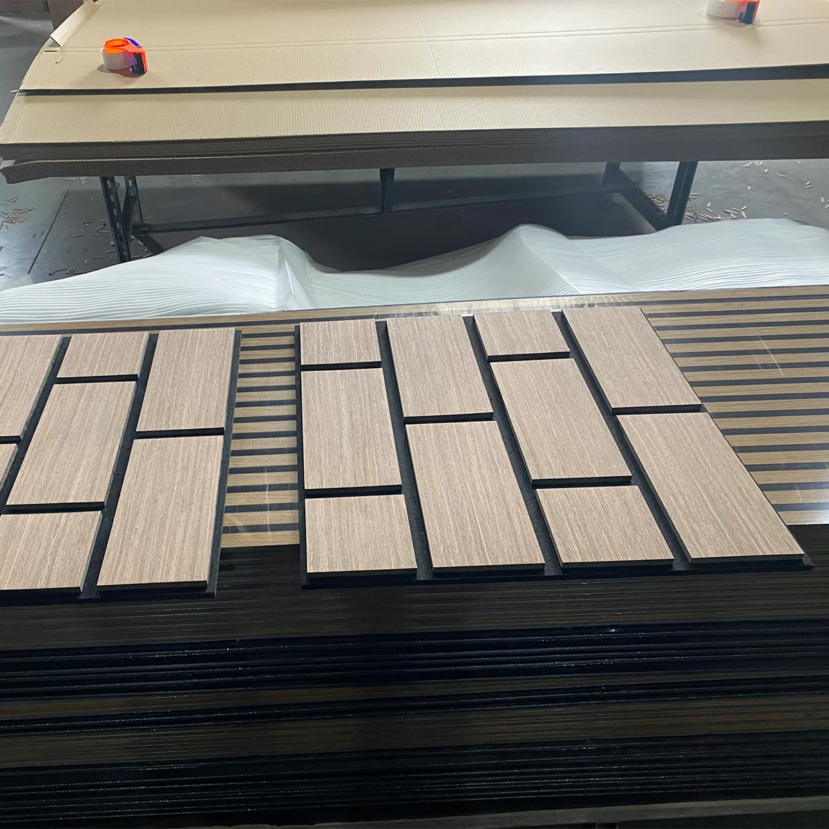 China Wholesale MDF Acoustic Wall Panels Sound Insulation Custom Color Traditional Office Wood Veneer/Melamine Paper
