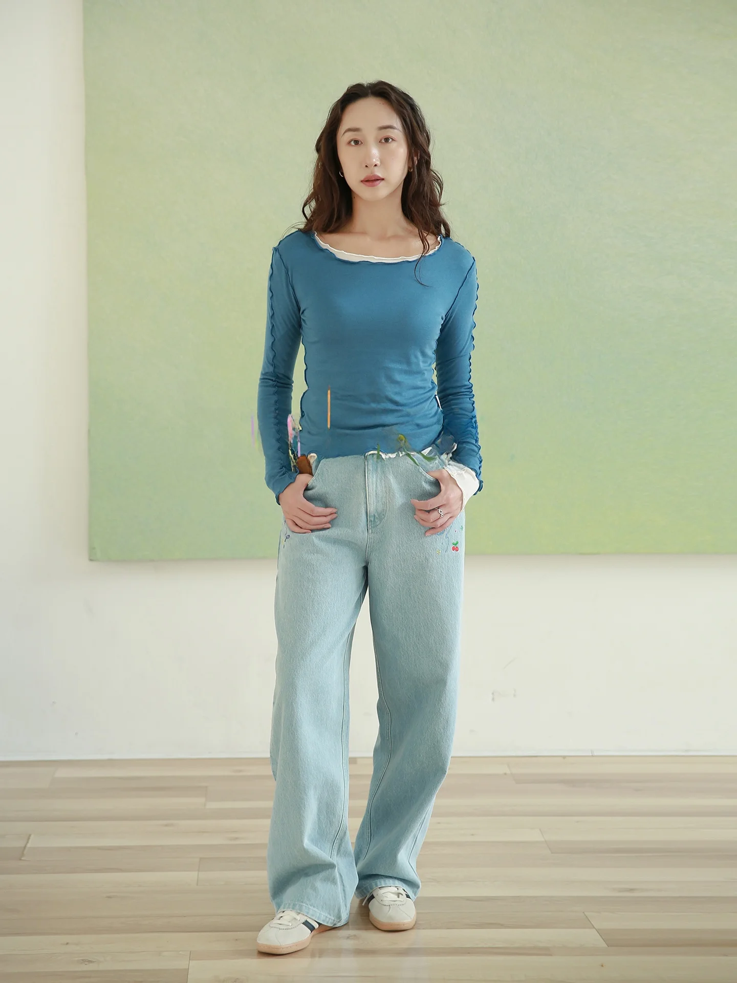 

Джинсы Waed Denim: комфортные, широкие, с вышивкой, из хлопка, с высокой талией, прямого кроя, женские, коллекция Hukket2025 Осень