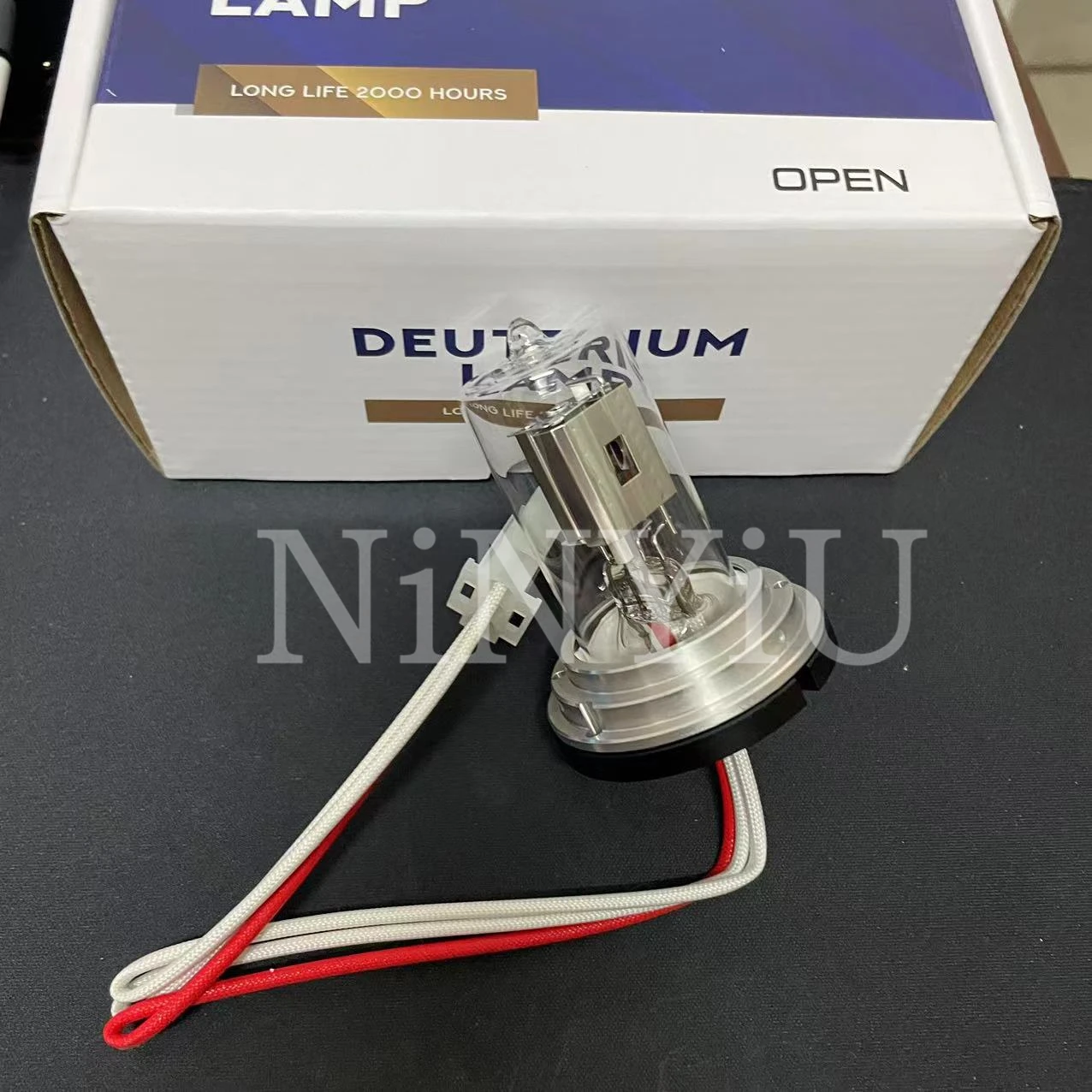 Jena Analytik 820-60274-C Specord Plus Spektrofotometr – Analiza i Użycie Lampy Deuterium