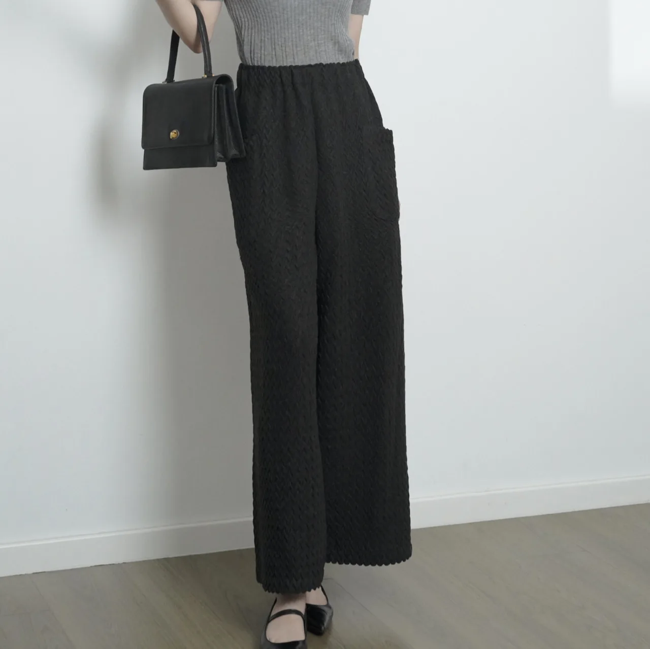 Miyake Pleated 2025 Autumn and Winter New Retro Thickened Pleated Trousers Women Loose Leisure Straight Wide Leg Trousers