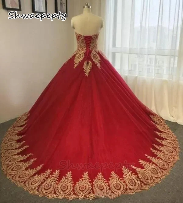 Rotes und goldenes Ballkleid-Hochzeitskleid mit Spitzenapplikationen, herzförmig, ärmellos, langer Tüll, Vestido De Novia, maßgeschneidertes Damenkleid