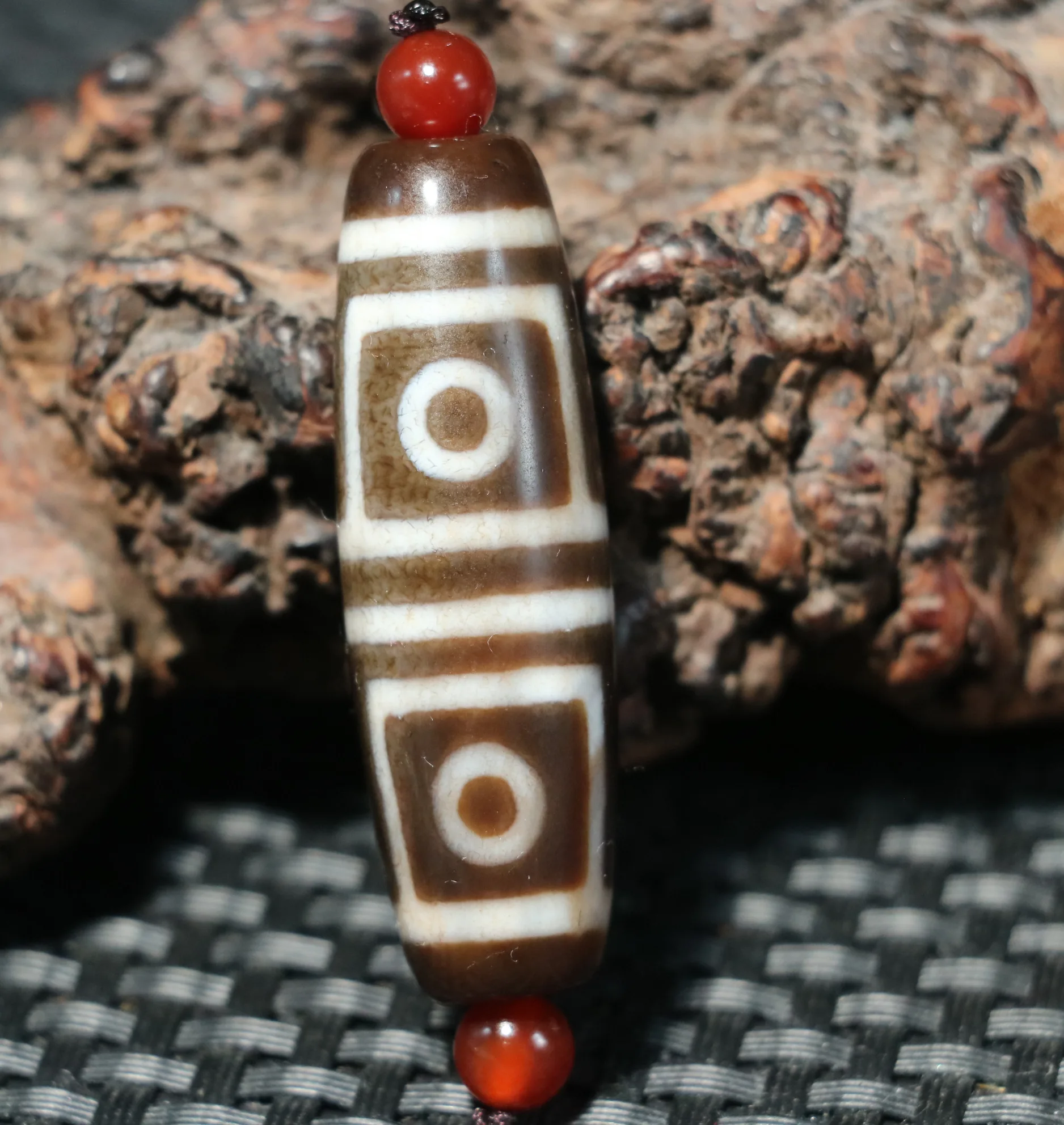 

Magic Power Tibetan Old Agate Fold Line 4 Eyed dZi Bead Fit For Making Bracelet Amulet Precious Gemstone Jewelry Timestown