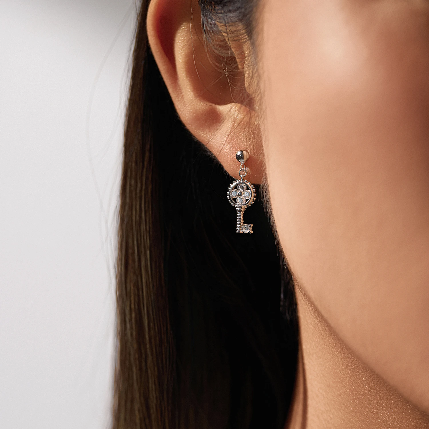 MODIAN D Color Moissanite Asymmetric Key Lock Drop Earrings 925 Sterling Silver Lab Diamond Stud Earrings Fine Jewelry For Women