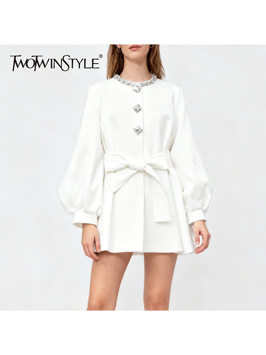 

TWOTWINSTYLE однотонные элегантные мини-платья из бисера для женщин с круглым вырезом и длинными рукавами в стиле пэчворк на шнуровке базовое платье женское новое