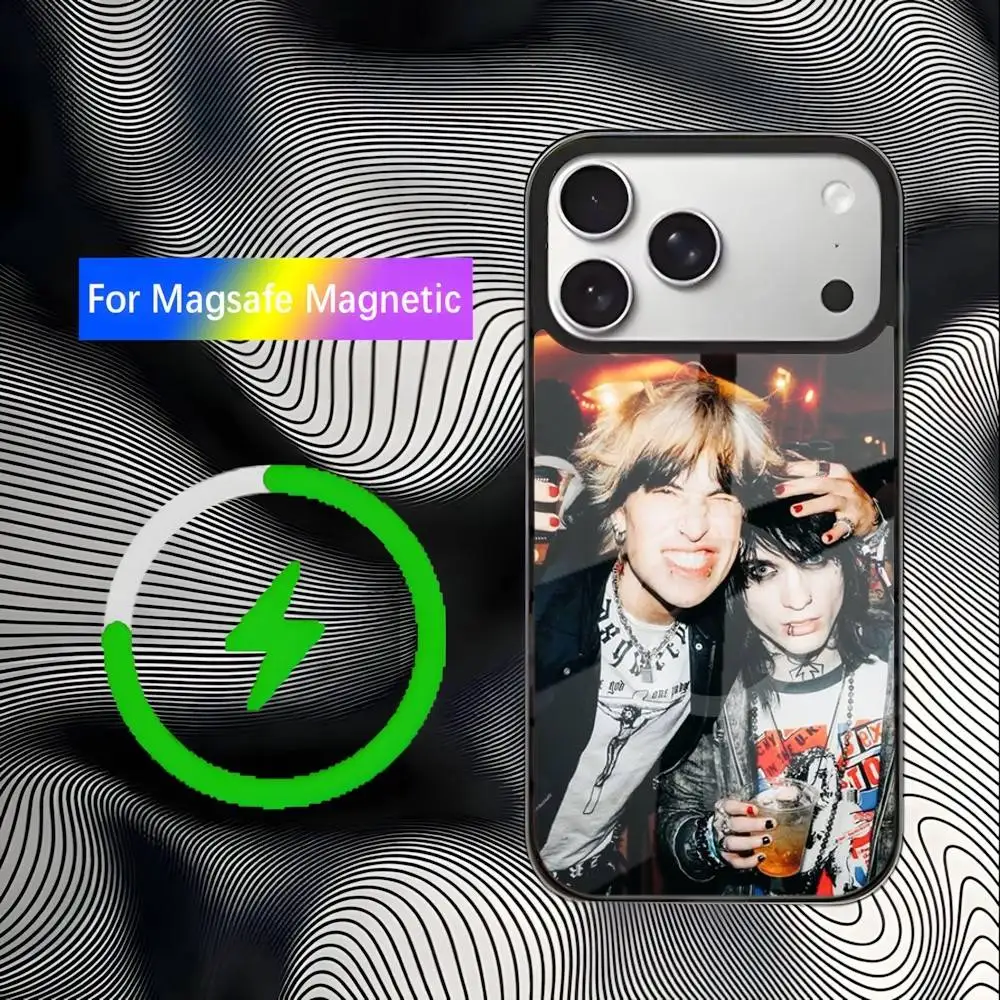 ジェイクとジョニー iPhoneケース iPhone 17,16,15,14,13,12,11,Pro,Max,Plus,Mini,SE4,E対応 磁気マグセーフ ワイヤレス充電対応