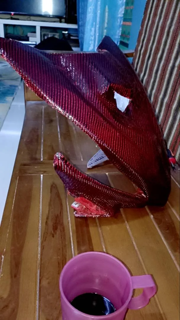 

Red Blue yellow Kevlar & Carbon fiber mixed Fabric Twill 3K 200gsm 2x2 40" / 100cm Aramid fiber Hybrid Carbon Kevlar Cloth