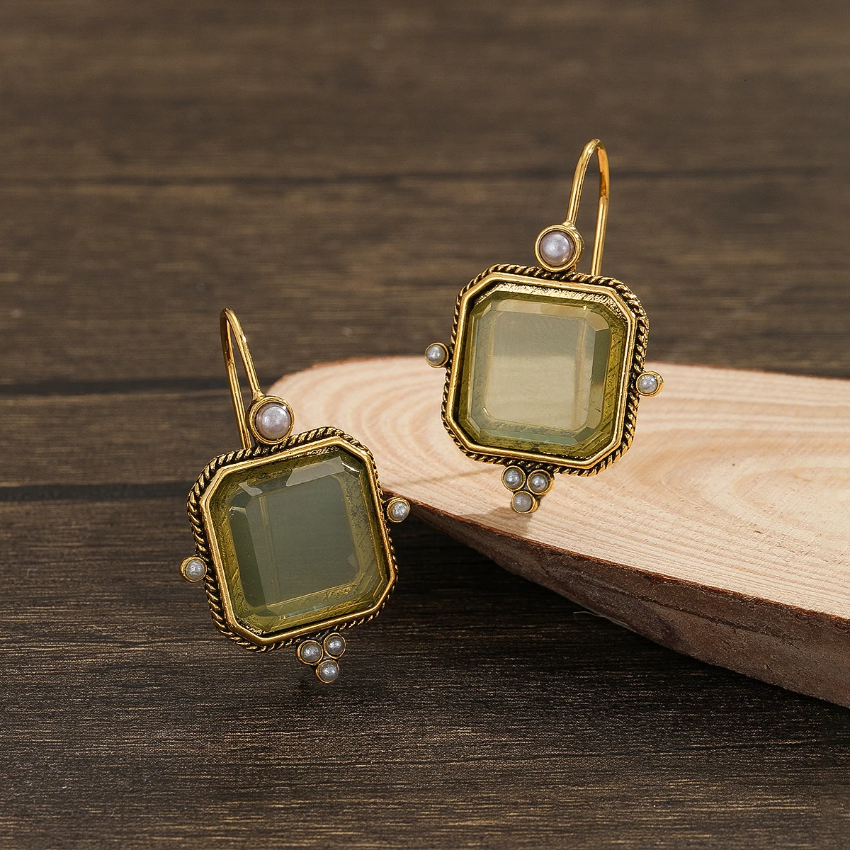 Elegant Vintage Geometric Pearl Pendant Drop Earrings Women Exquisite Hanging Piercing Earring Wed Bridal Jewelry Gift image 3