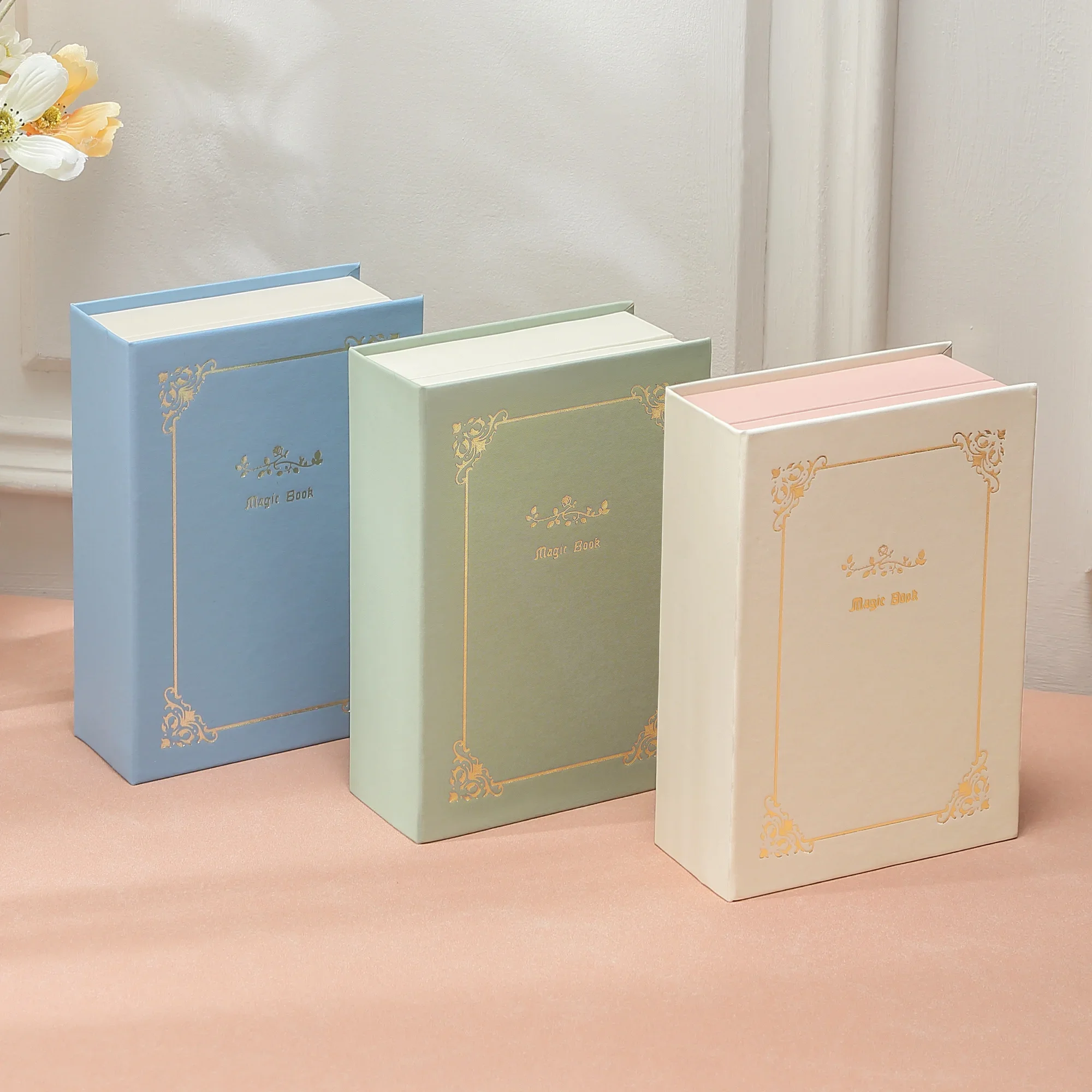 Schmuckschatulle im Tagebuchstil, magnetischer Flip-Cover-Präsentationsständer für Armbänder, Ohrringe, Halsketten, Ringe, Geschenk für Frauen