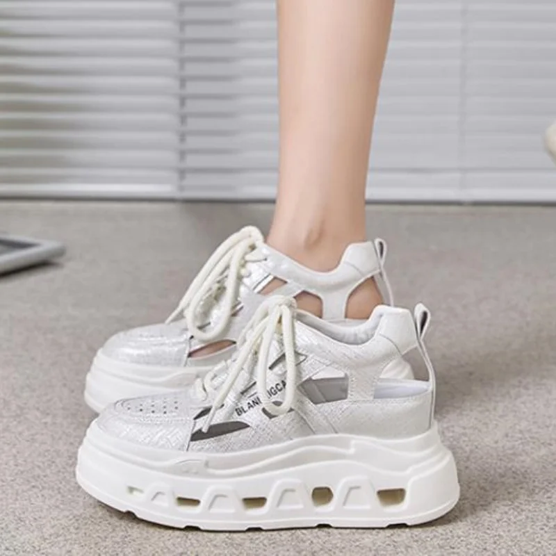 9cm Women Mesh Breathable Running Sport Shoes Light Soft Thick Sole Hole Inside-heeled casual shoes  34-39